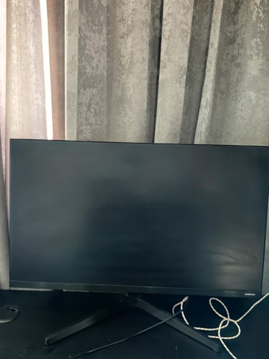 Монитор Samsung 27 инча