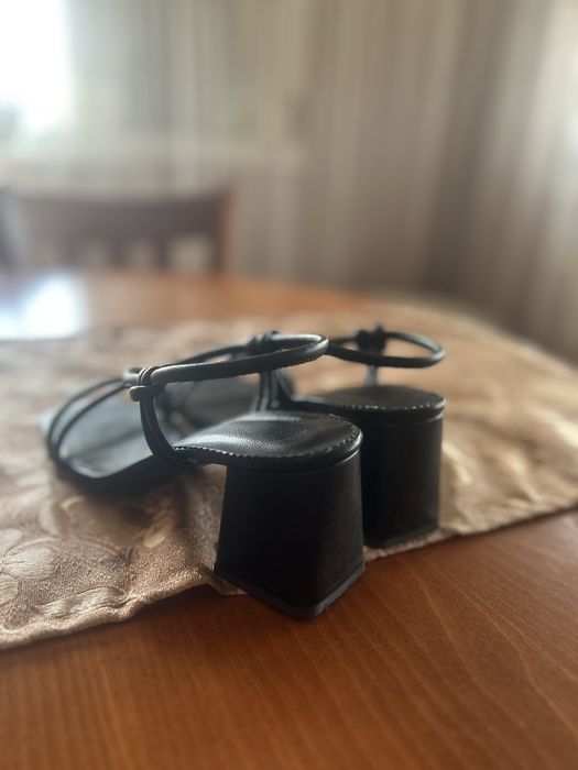 Официални обувки