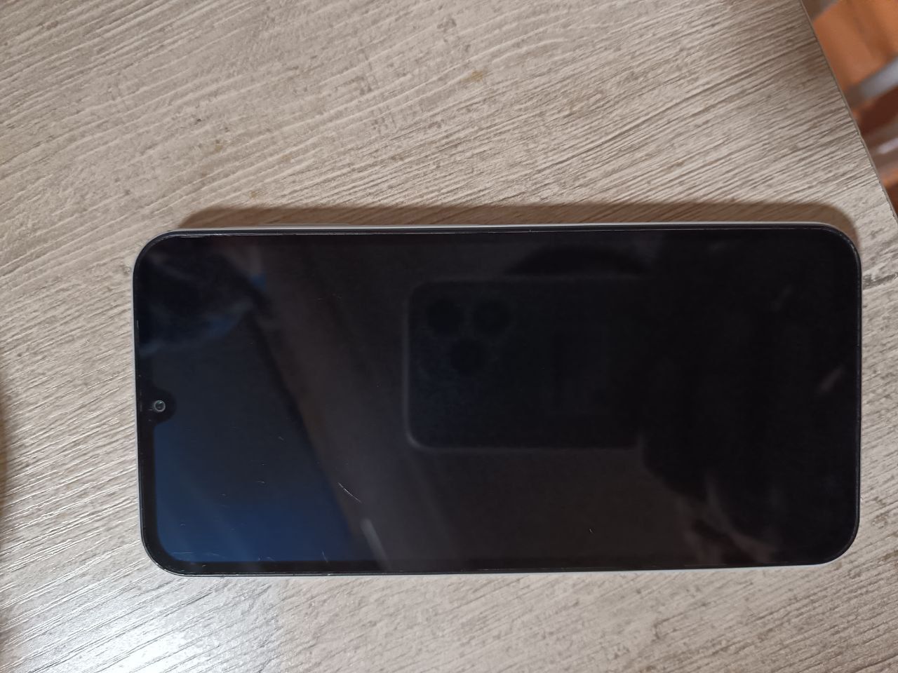 Samsung a15 sotiladi 128 tali