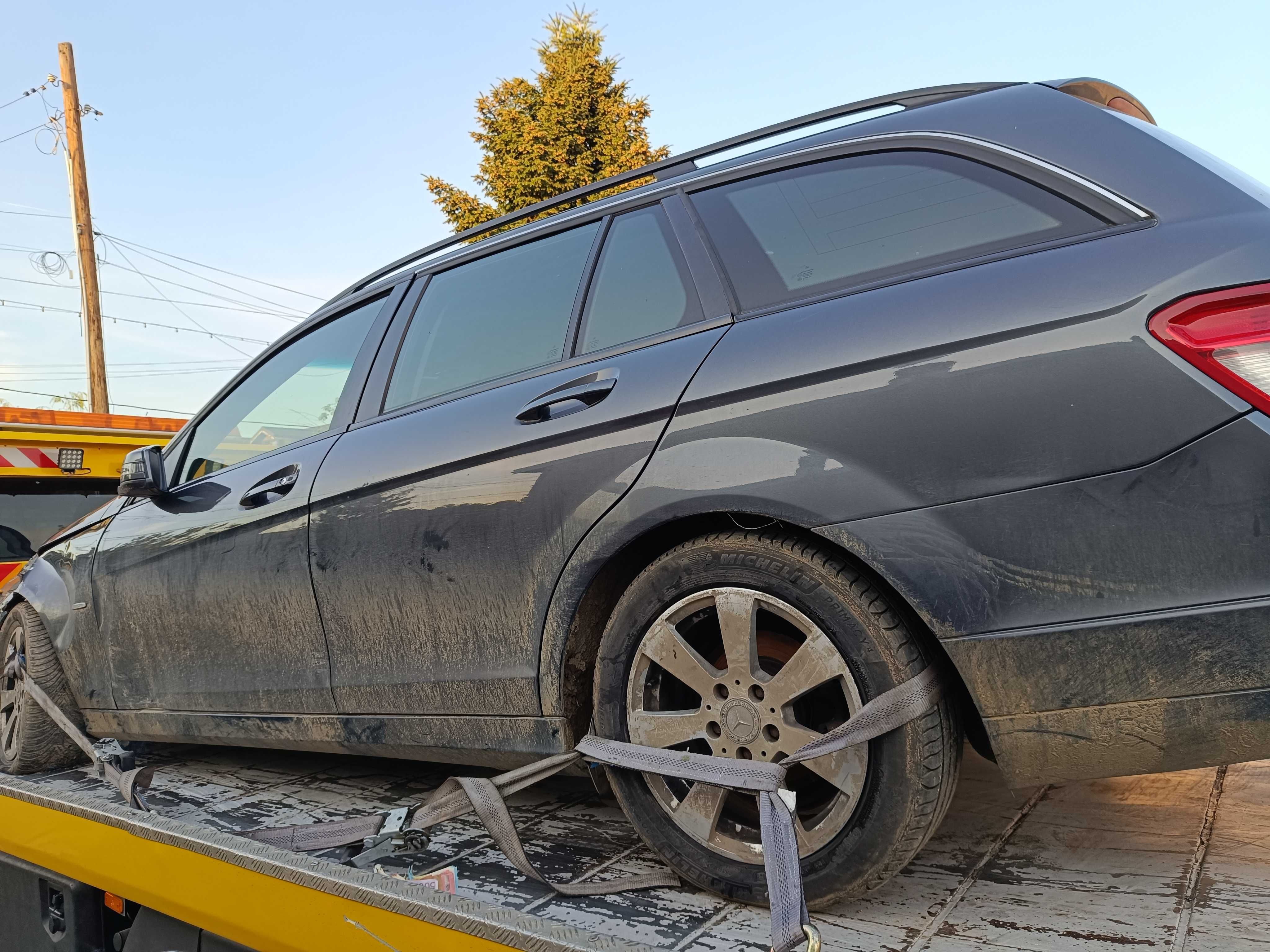 Piese Mercedes Benz C class w204 varianta break usi hayon bara stopuri