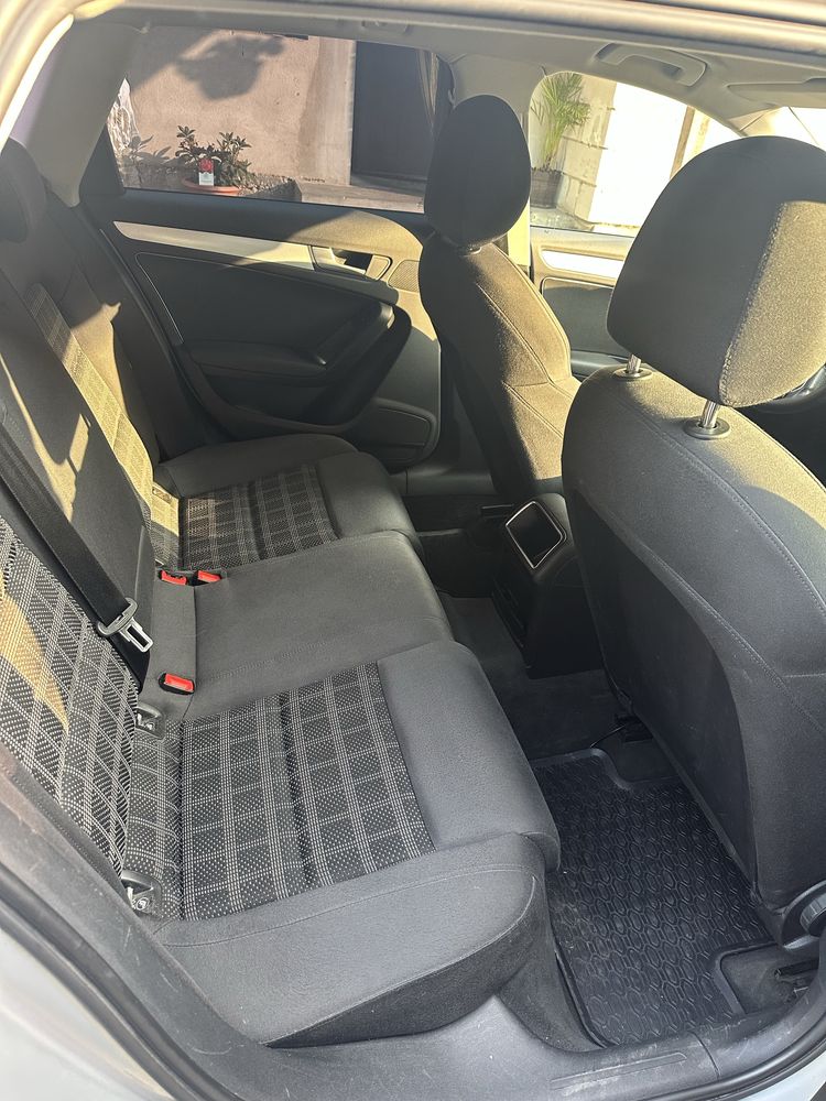 Vand  audi a4  b8