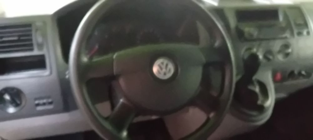 Volksvagen transporter 9 locuri