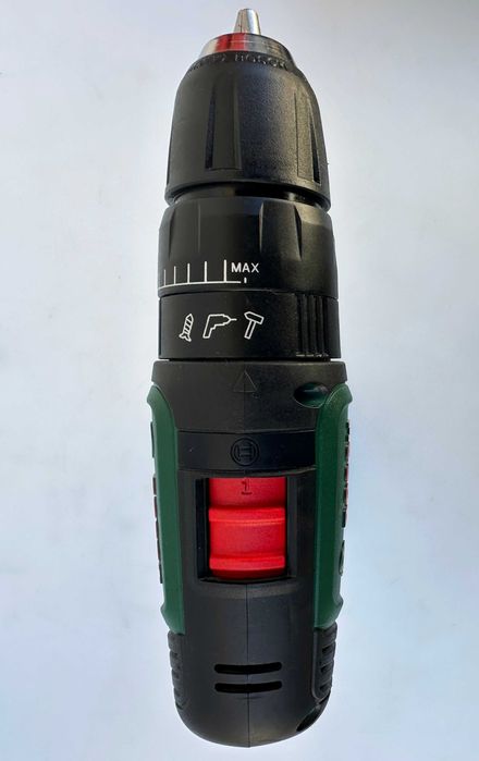Bosch Universalimpact 18V - Ударен винтоверт като нов!