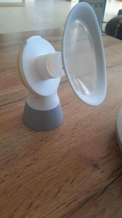 Medela Solo единична двуфазна помпа за кърма