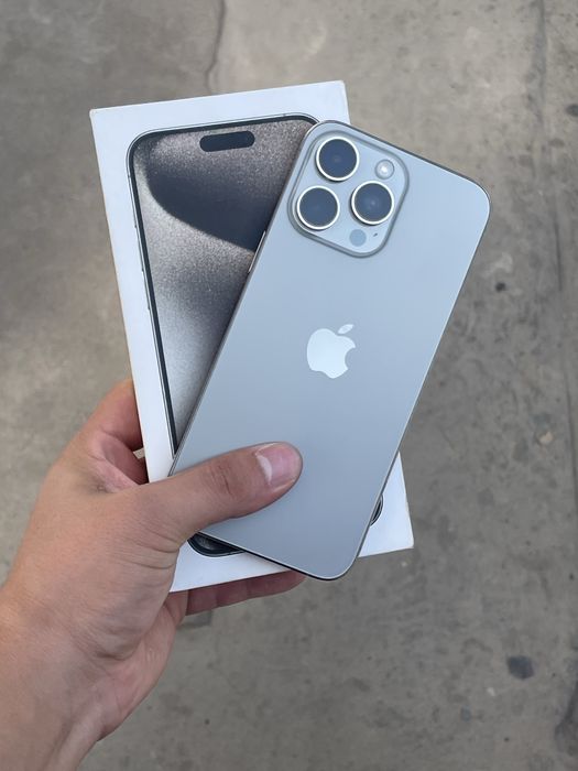 Apple 15 Pro Max