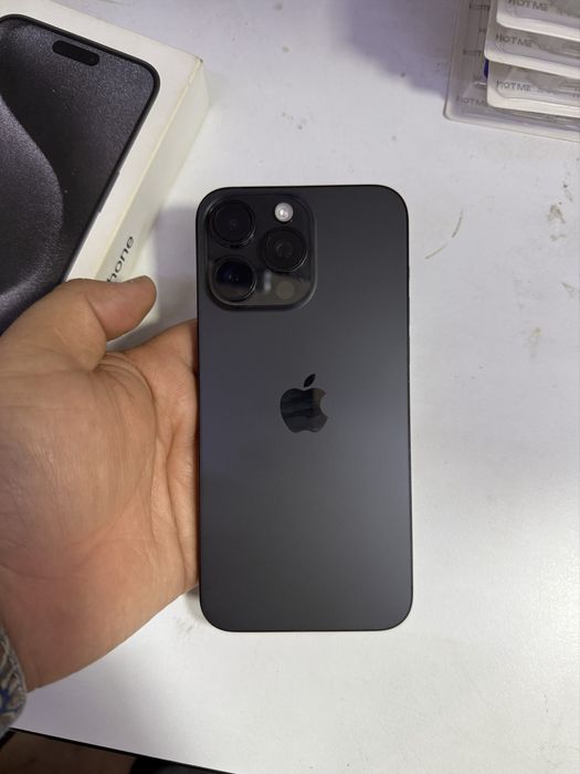 Продам Айфон 15 pro макс Sotiladi 87%