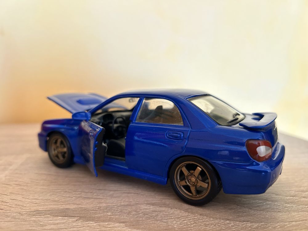 Subaru Impreza Wrx 1:24