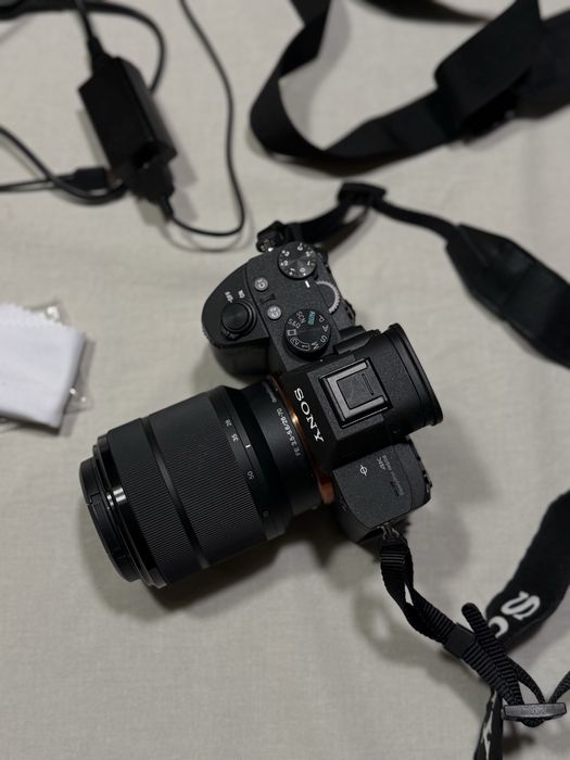 Sony A7 III + Obiectiv 28-70mm OSS • Doar 4.718 cadre