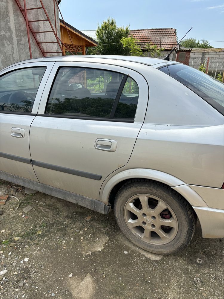 Opel astra g 1.6 8v.