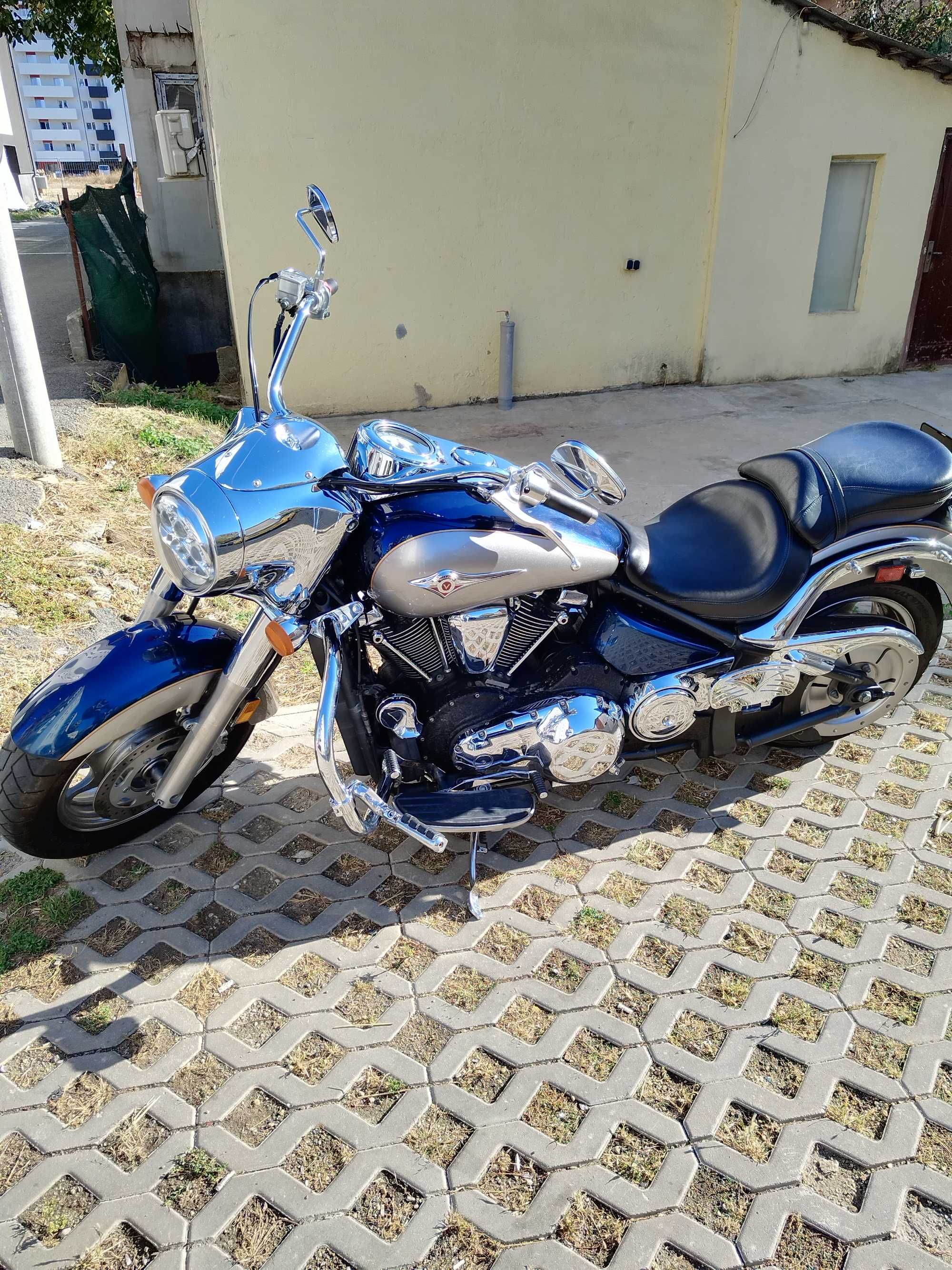 Kawasaki vulcan 2000