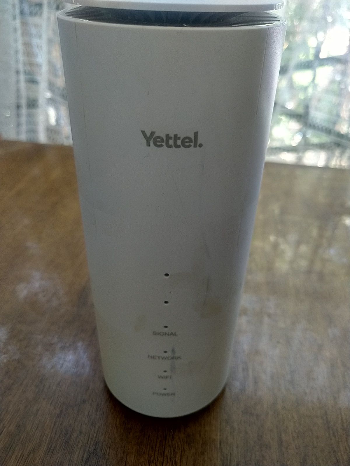 Чисто Нови Zte Mc888 WiFi6,4G,5G рутери Yettel