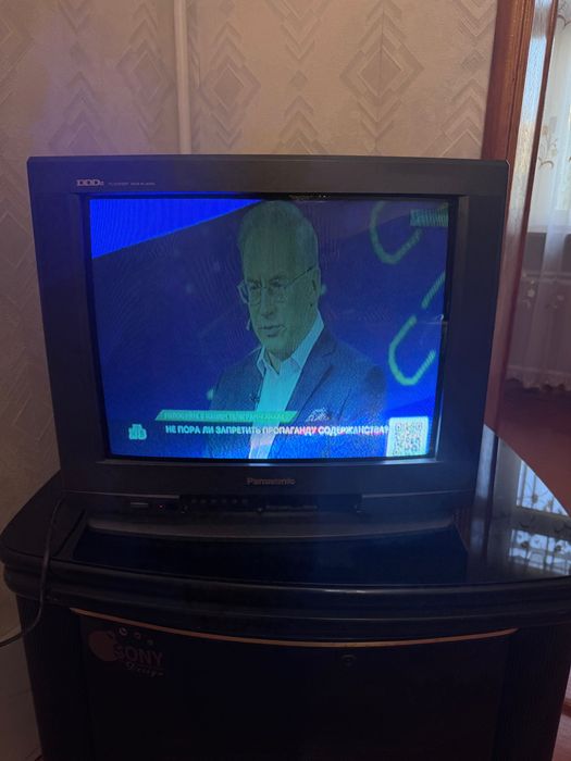 Телевизор Панасоник