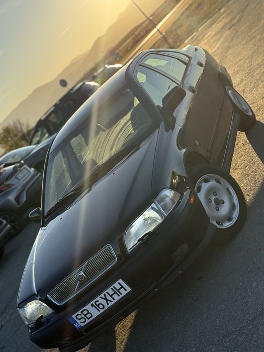 Volvo S40 An 2000
