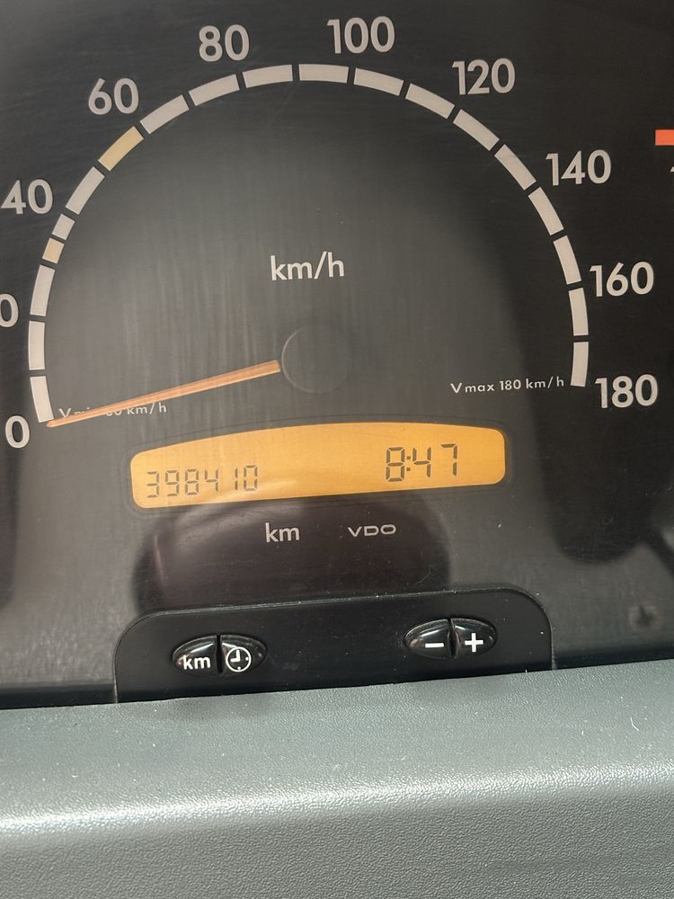 Mercedes benz sprinter