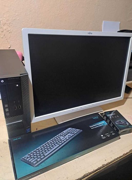 Unitate calculator+Monitor 24 Inch