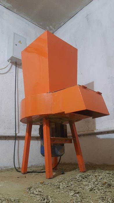 Комагай, измельчитель зерна и сена