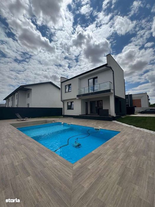 Casă Modernă de Vânzare cu Pisicină | 450 mp| | 5  Camere - 3 băi