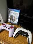 PlayStation 5 + 2 джойстика + 2 игры