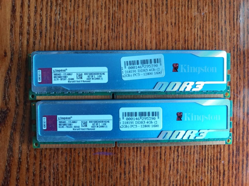 DDR3 Kingston HyperX blu 8 Гб. 2 комплекта по 4 Гб (2+2)