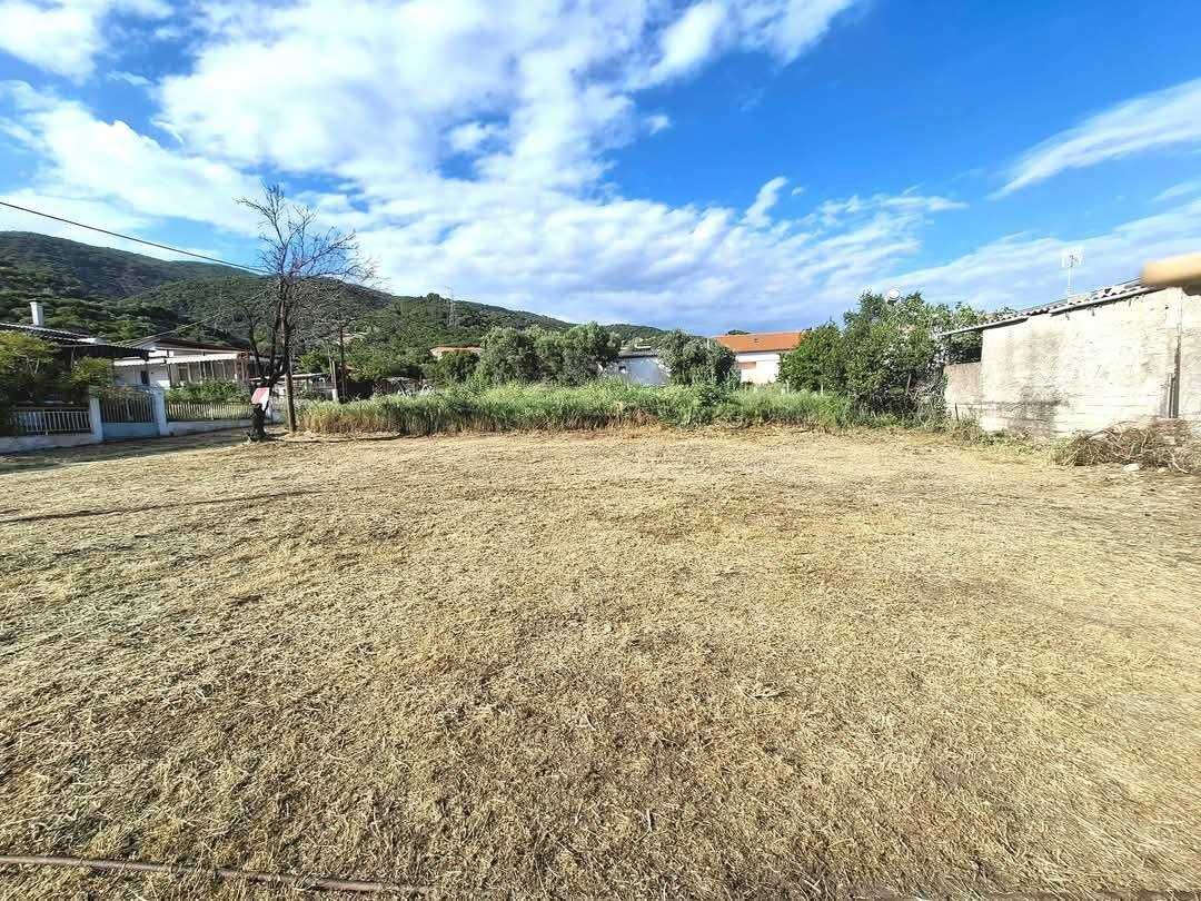 Продава се парцел с площ 350 м2 в Аспровалта, Гърция