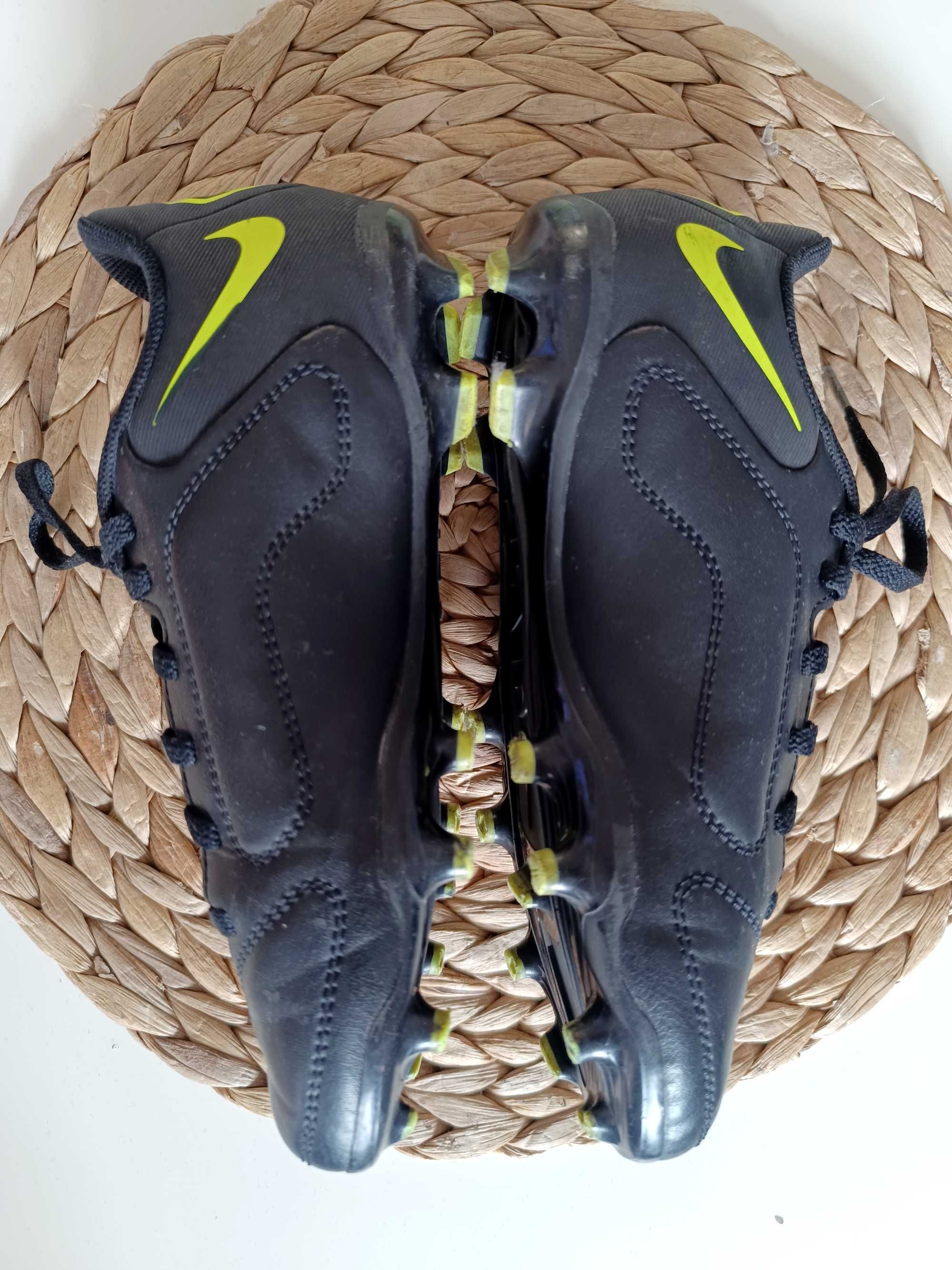 Футболни обувки, бутонки Nike Tiempo Legend 9, естествена кожа