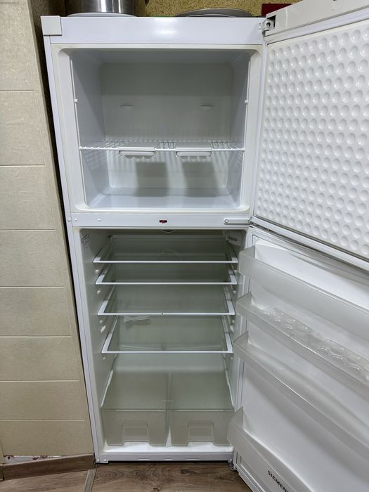 Продам холодильник 421 litr siemens