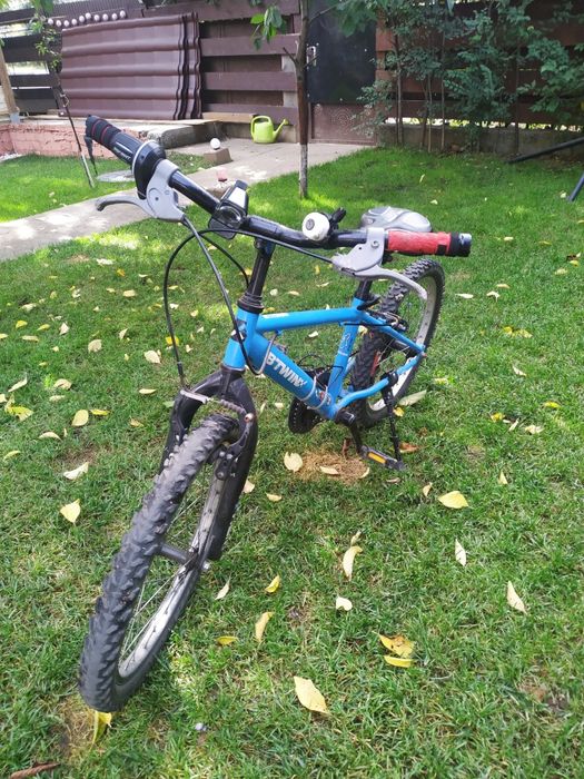 Bicicleta B’TWIN Racing Boy300
Racing Boy 300 Kids' 20-InchB’TWIN
Raci