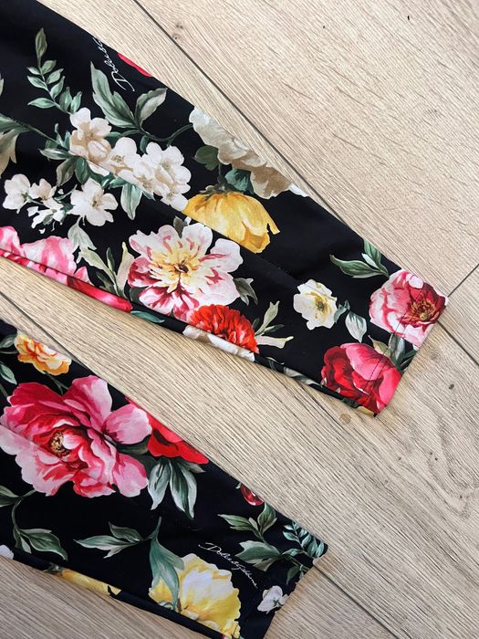 Неопренов клин на Dolce and Gabbana с флорални мотиви, плътен
