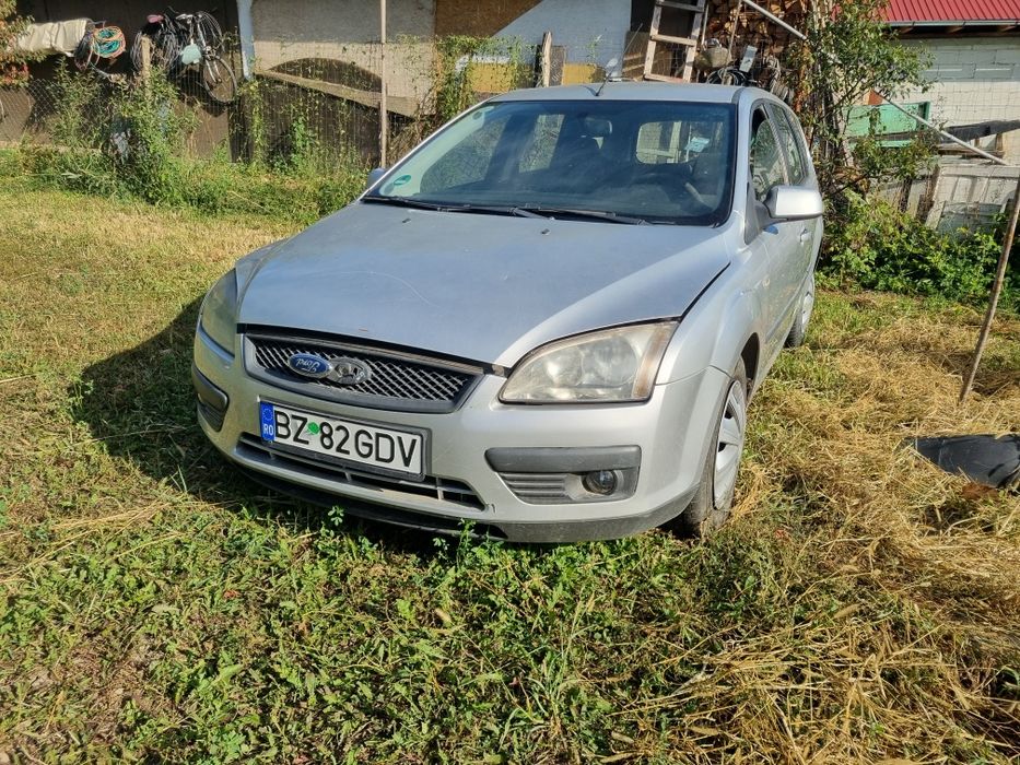Dezmembrez  ford focus 2 1.6tdci