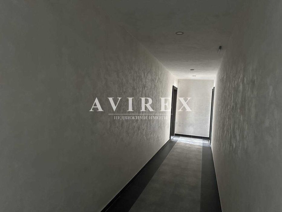 Продава се Двустаен апартамент в Пловдив, Христо Смирненски - 70 кв.м за 1465 €/кв.м - Снимка #2