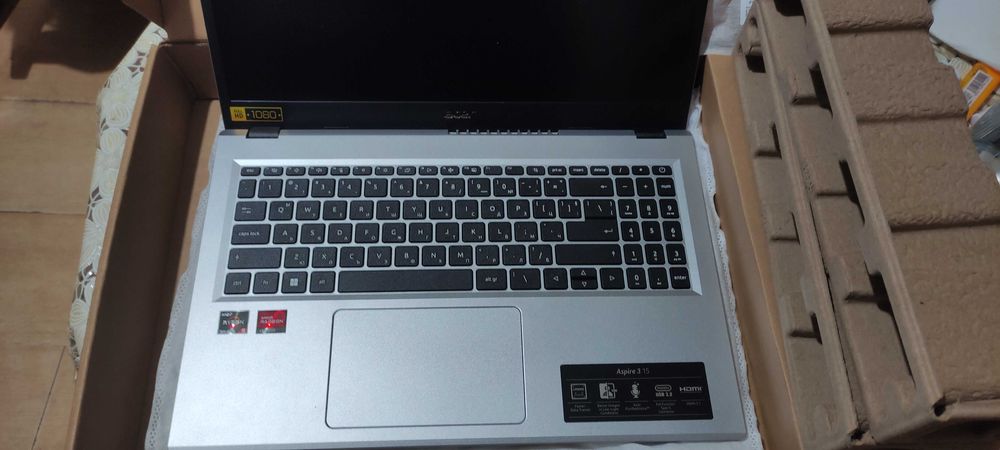 Нов лаптоп Acer неизползван