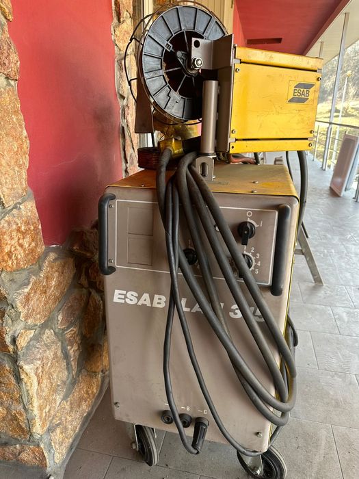 Vând aparat de sudura