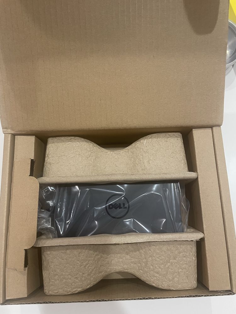 DELL Docking station WD15 130W