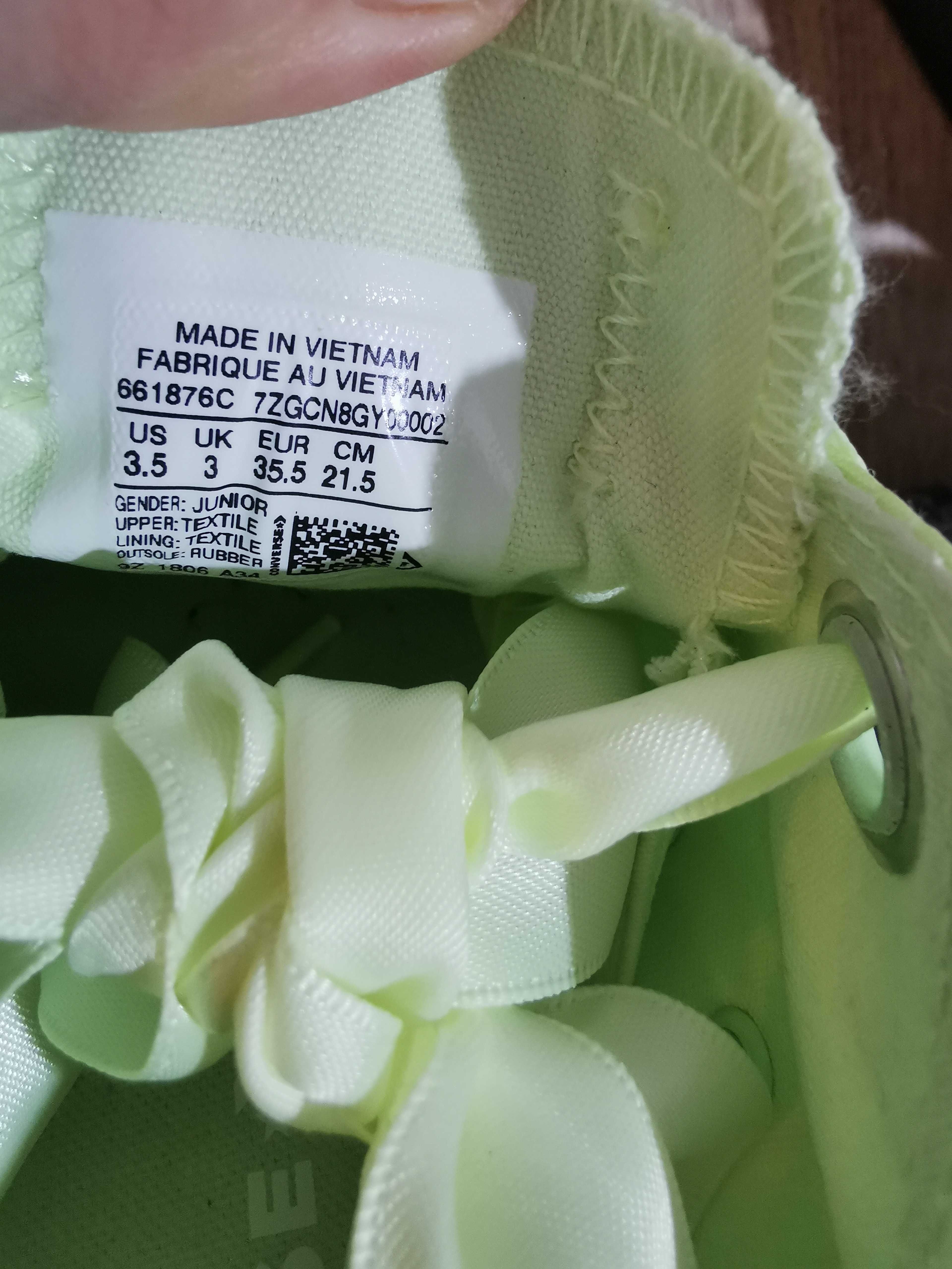 Teniși marca Converse, mărime 35,5