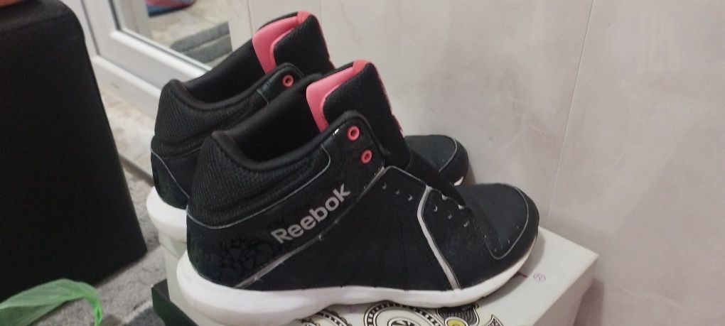 Маратонки Reebok