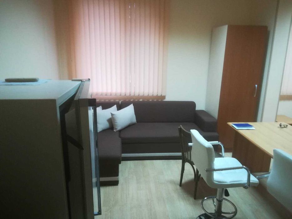 Дава се под наем Едностаен апартамент в Пловдив, Кючук Париж - 45 кв.м за 219.3 € - Снимка #1