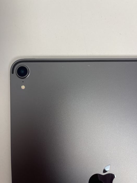 Vând Ipad pro 11.0” wifi+cellular