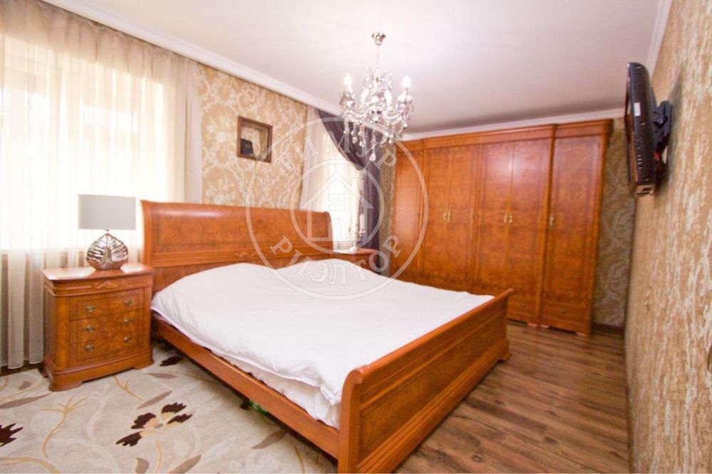 4в3/3/4 Саёхат гостиница,Буюк Ипак Йули,Макро,171 школа,80 м2