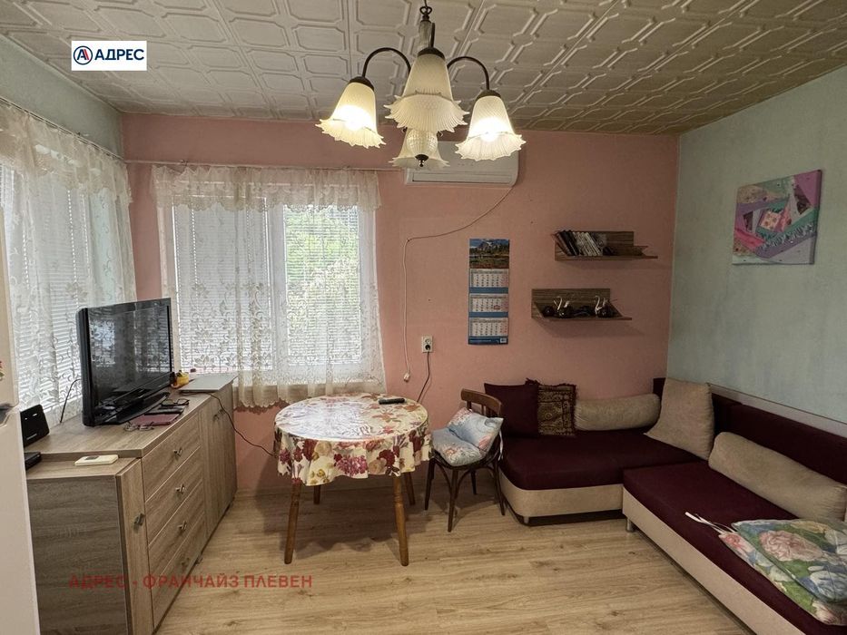 Къща в Враца, област-с.Старо село площ 150 цена 80000