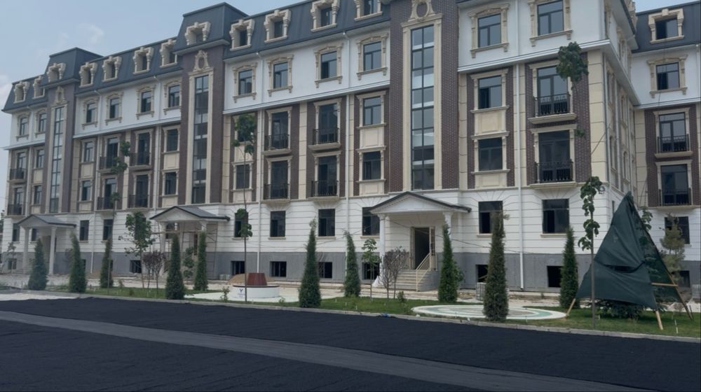 Assalomu alaykum 4 xonali 118 kv, mtr 1 etaj karopka xonalar bulingan