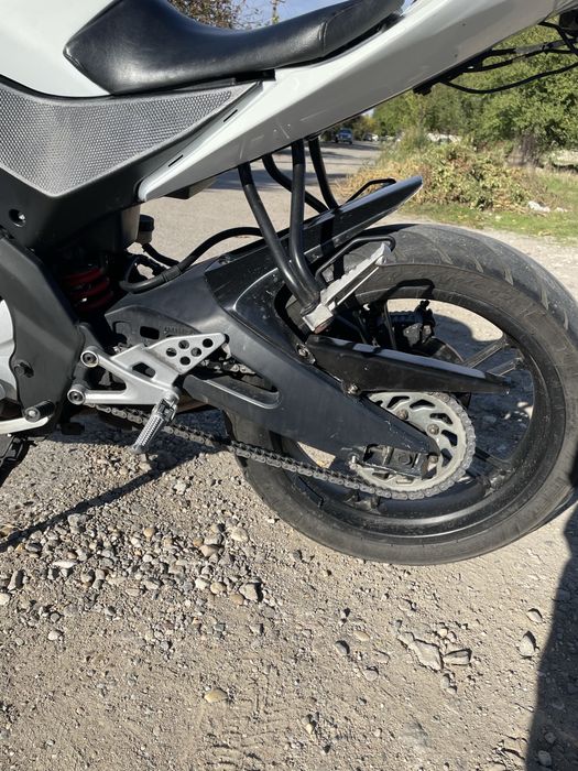 Yamaha YZF R125 2012
