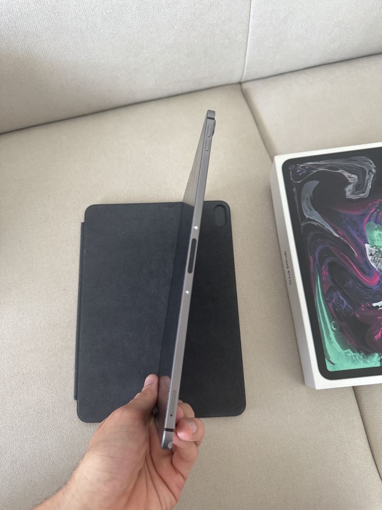 Ipad pro 11 inch Cellular 64gb space grey