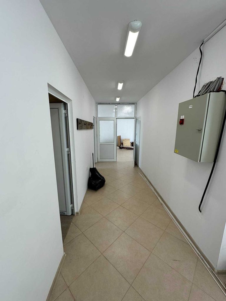 Дава се под наем Склад в Пловдив, Индустриална зона - Тракия - 177 кв.м за 510 € - Снимка #5