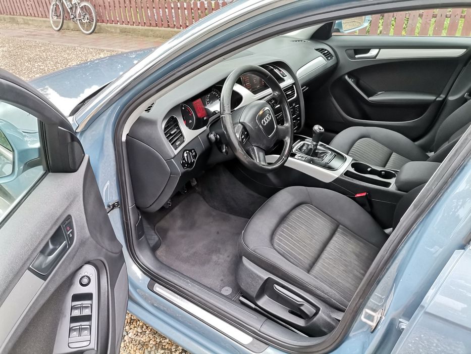 Audi A4 B8 1.8 TFSI Euro 5 an 2010 Bi-xenon MMI Color Start-Stop