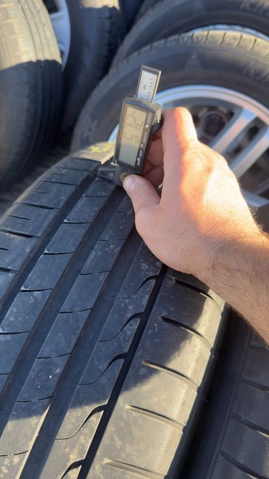 Jante Ford Kuga 235 55 17 vara Minerva Radial dot 0119