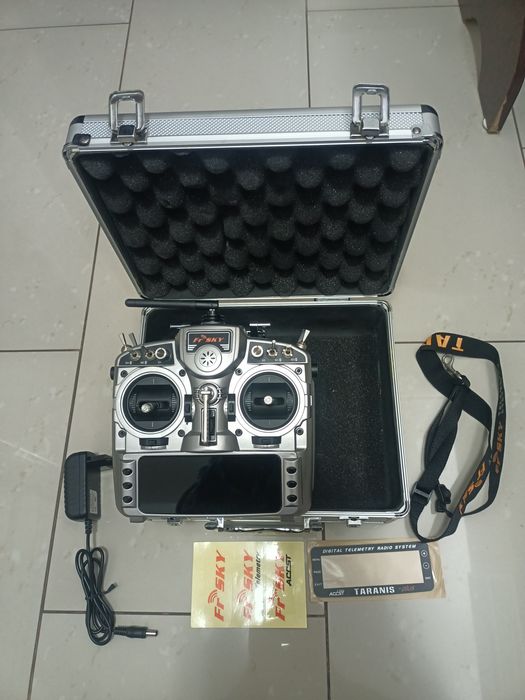 Radiocomanda FrSky X9D + ELRS + 4 in 1 multiprotocol