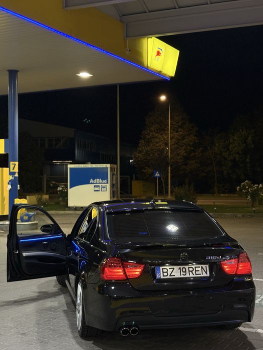 Bmw seria 3 e90 facelift
