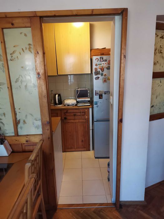 Продавам апартамент до Спортна зала