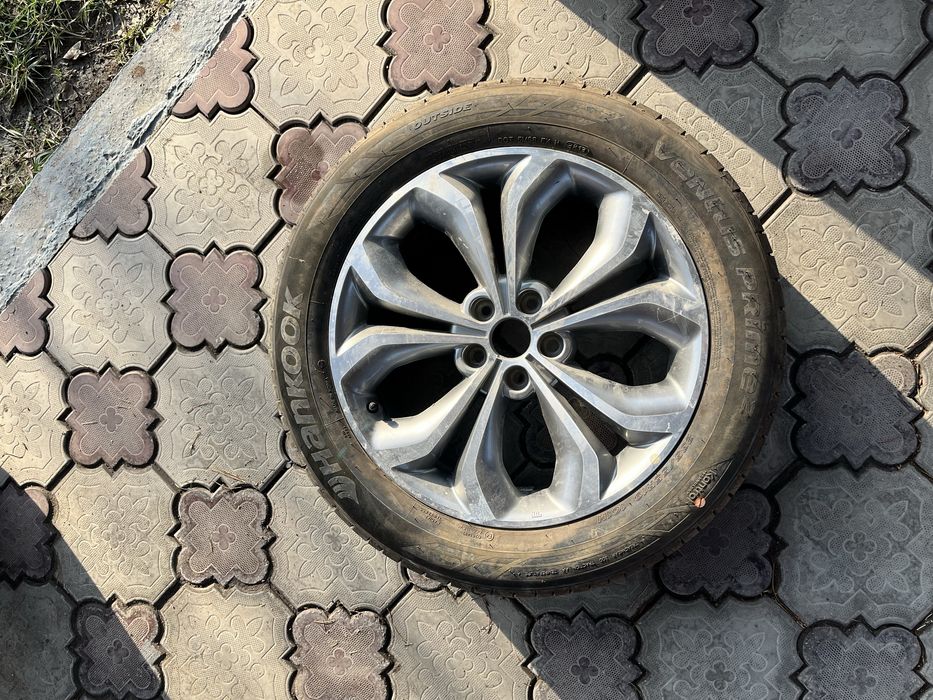 Продам колеса 235/55 R19