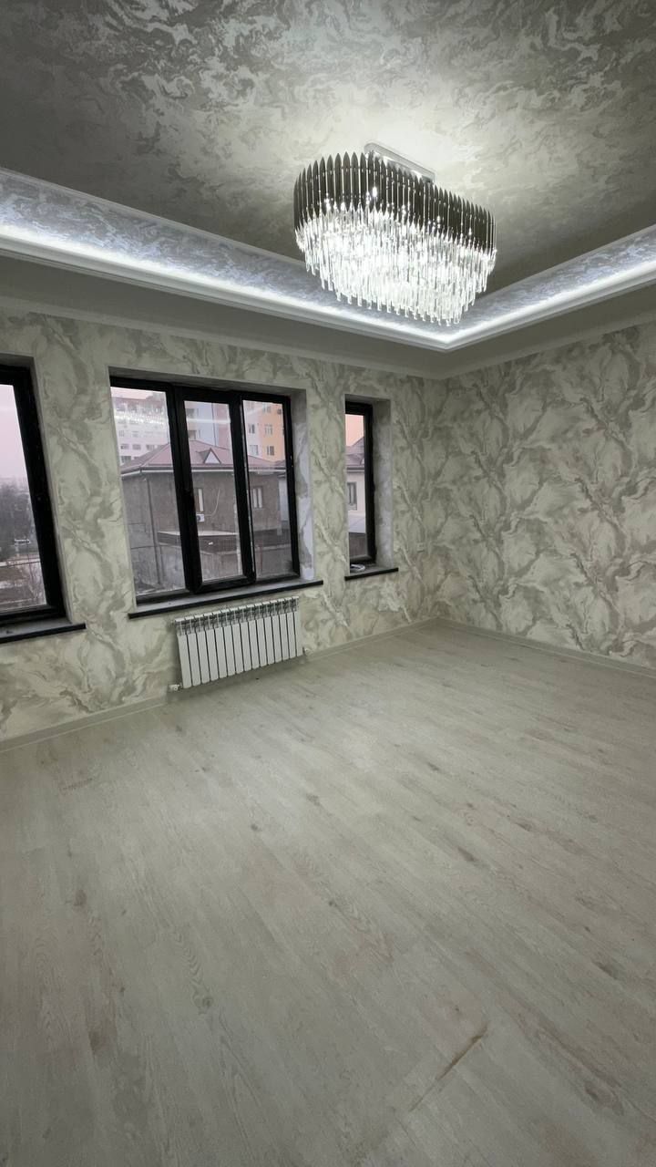 Продаётся 5 комнатный участок [строитель]